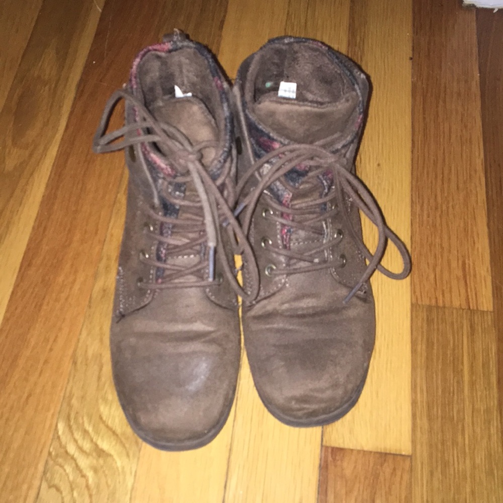 Women’s boots